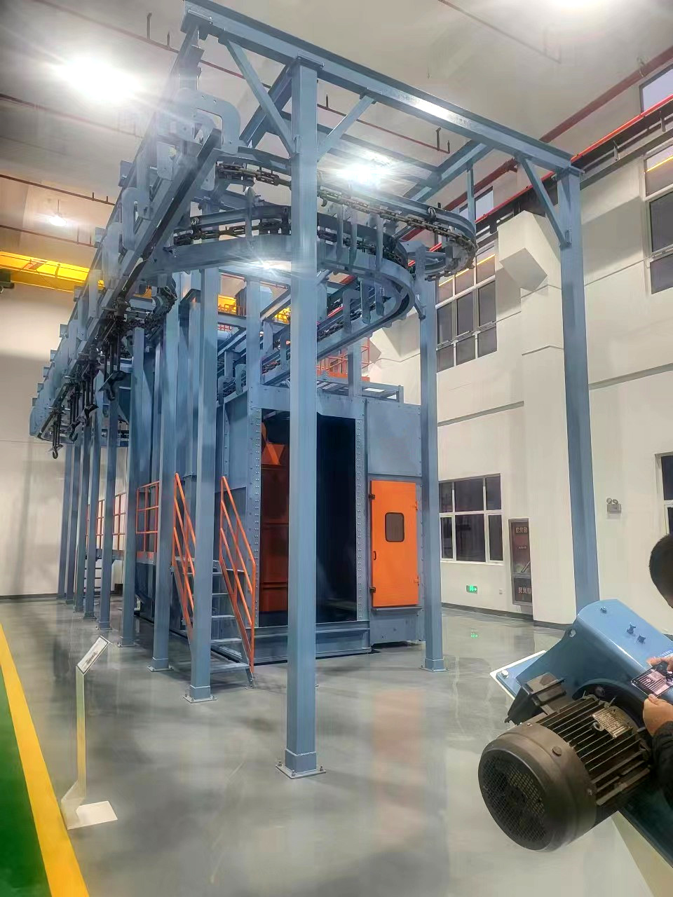 通過式拋丸機(jī)